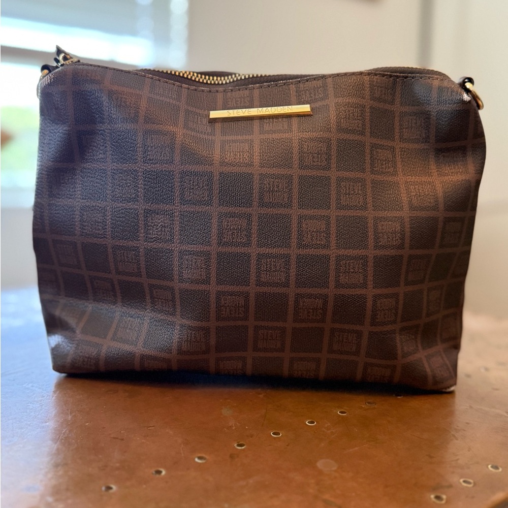 Steve Madden Brown Logo Pattern Travel Bag